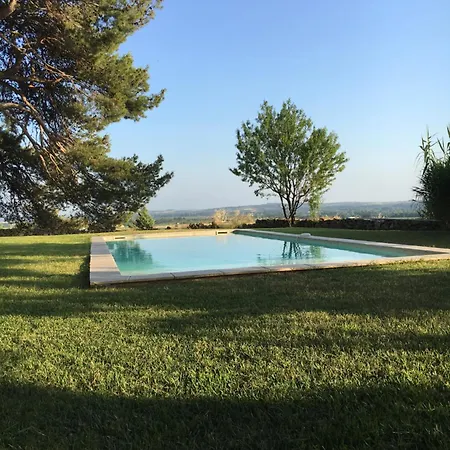 Le Moulin فيلة *