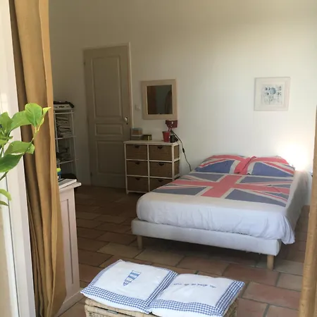 Le Moulin فيلة *